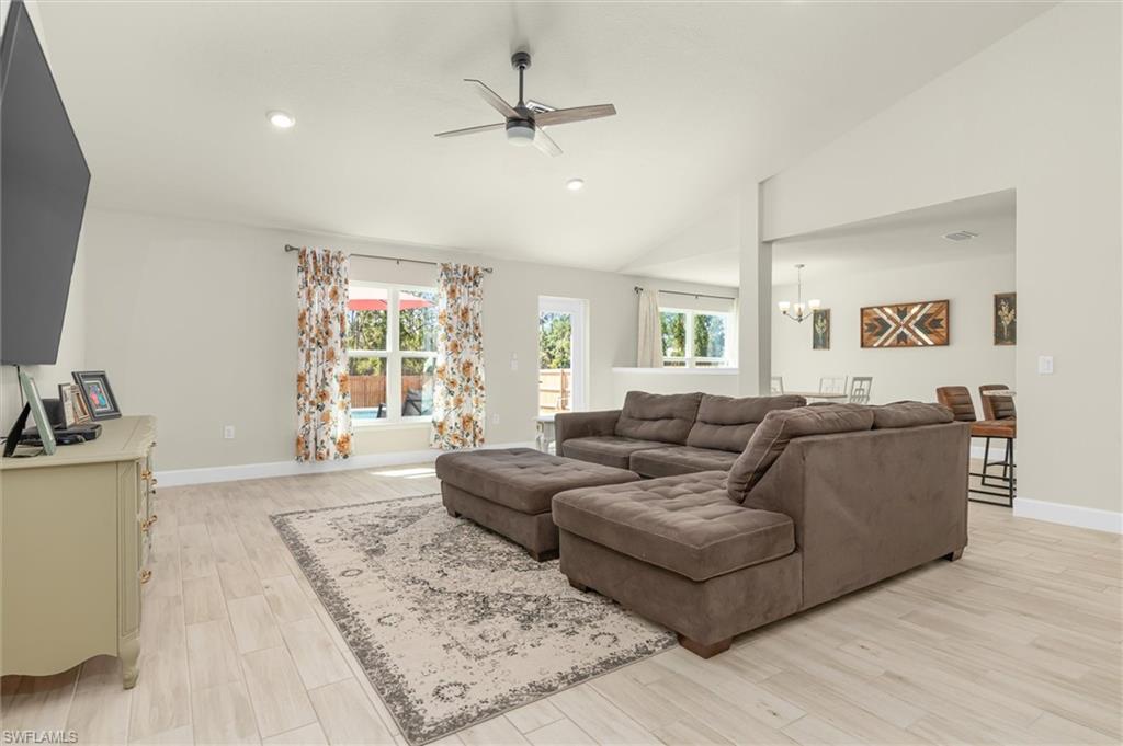 PORT CHARLOTTE - Residential