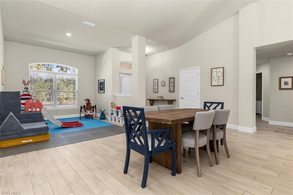PORT CHARLOTTE - Residential