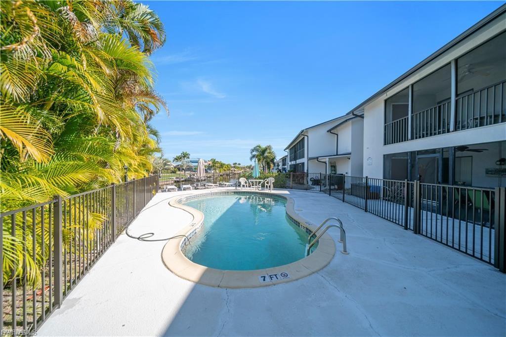 SOUTHERN PALMS - Residential