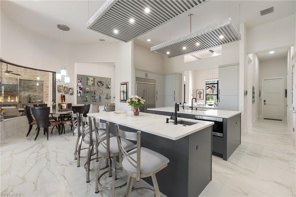 RIVERBROOKE - Residential