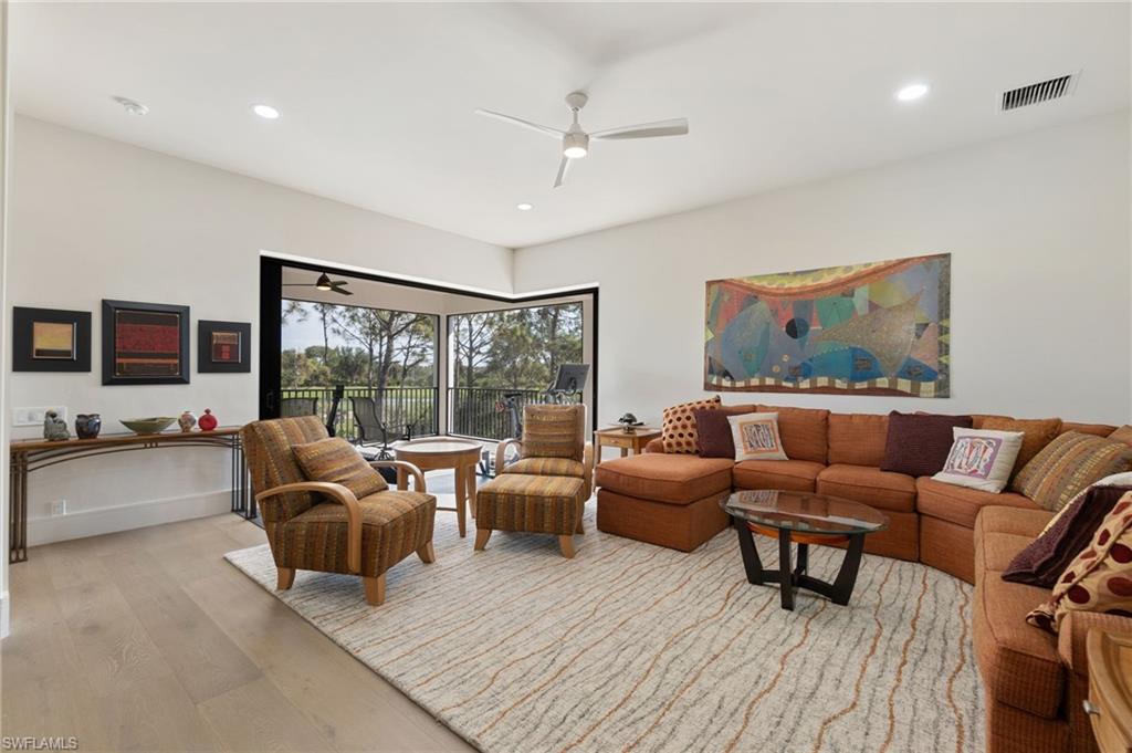 RIVERBROOKE - Residential