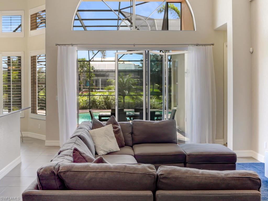 SATURNIA LAKES - Residential
