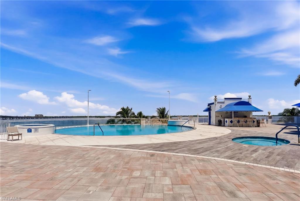 RIVIERA - Residential