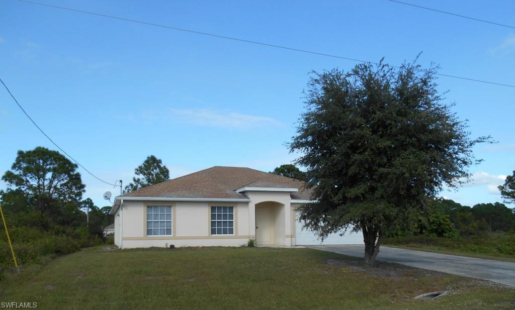 This house is a good one to look at.  It has an attractive elevation and a dimensional single roof.  Inside you find tile through out the house.  It has a good size great room and a separate dinning area.  The kitchen has wood cabinets and a lot of counter space.  All new appliances along with a new AC system will be installed at closing.  The master bedroom has a tray ceiling and the master bath has wood cabinets with his and her sinks.  There is also a spacious inside laundry room.  Come and see this house today.  It would be a great investment home or a great place to call home.