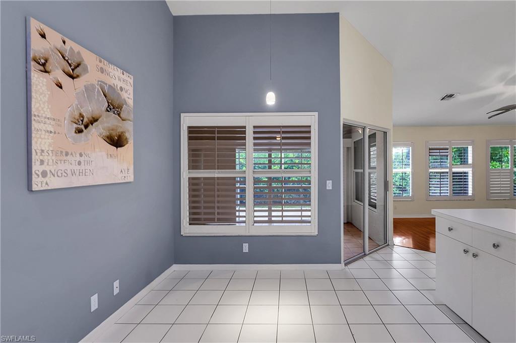 FOUNTAIN LAKES - Residential Lease