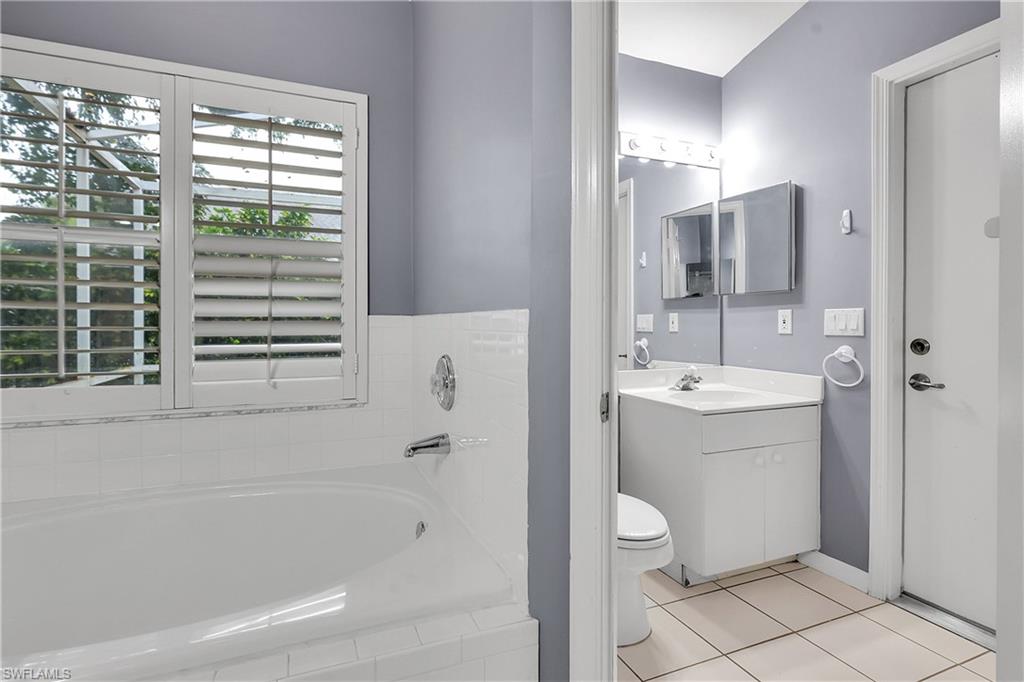 FOUNTAIN LAKES - Residential Lease