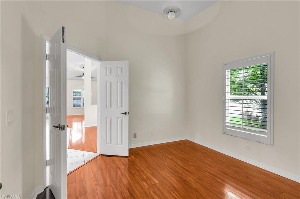 FOUNTAIN LAKES - Residential Lease