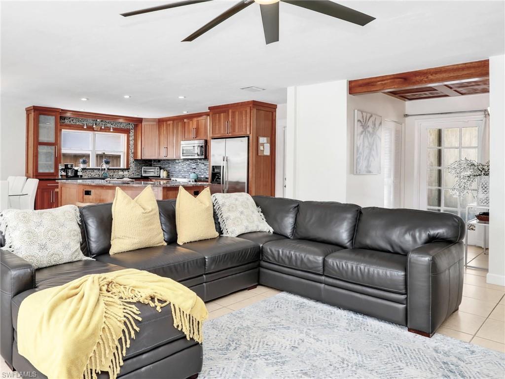 WESTLAKE - Residential