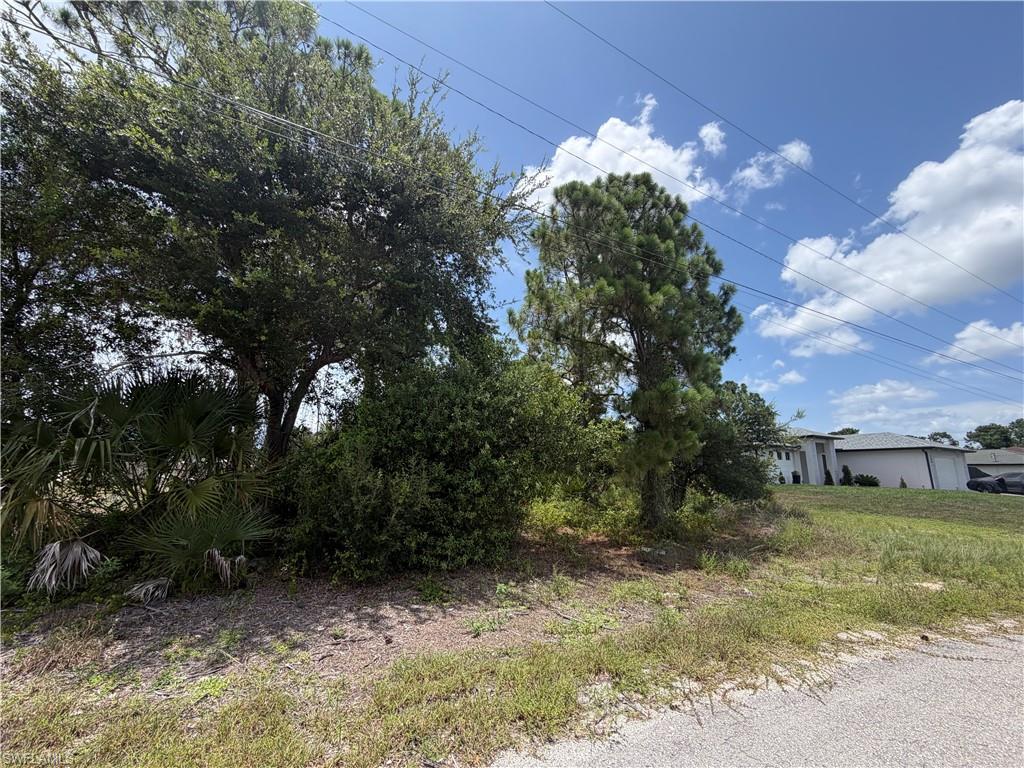 LEHIGH ACRES - Land