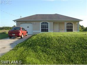 Lehigh Acres Home for Sale! 3/2/1 Great little home in a great location. Easy access to 82! Close to everything! Had one listed just like this and it sold within a couple days! This one will not last long!