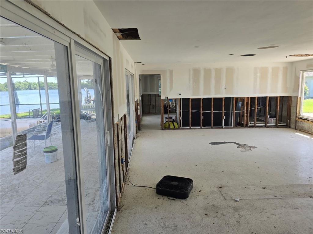 MORSE SHORES - Residential