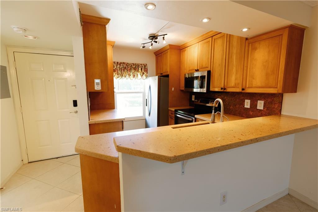 MAINSAIL - Residential