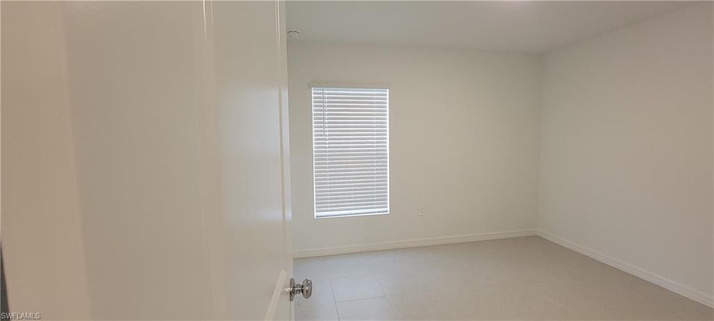 SAVANNA LAKES - Residential Lease