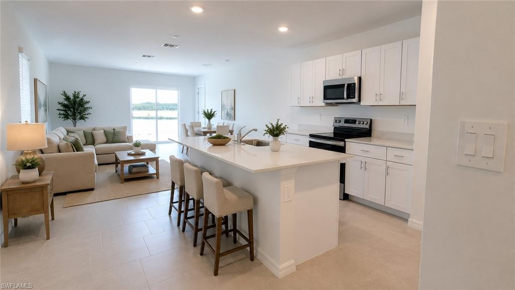 SAVANNA LAKES - Residential Lease