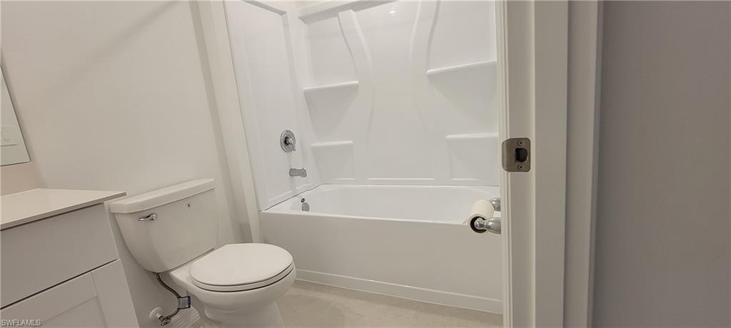 SAVANNA LAKES - Residential Lease