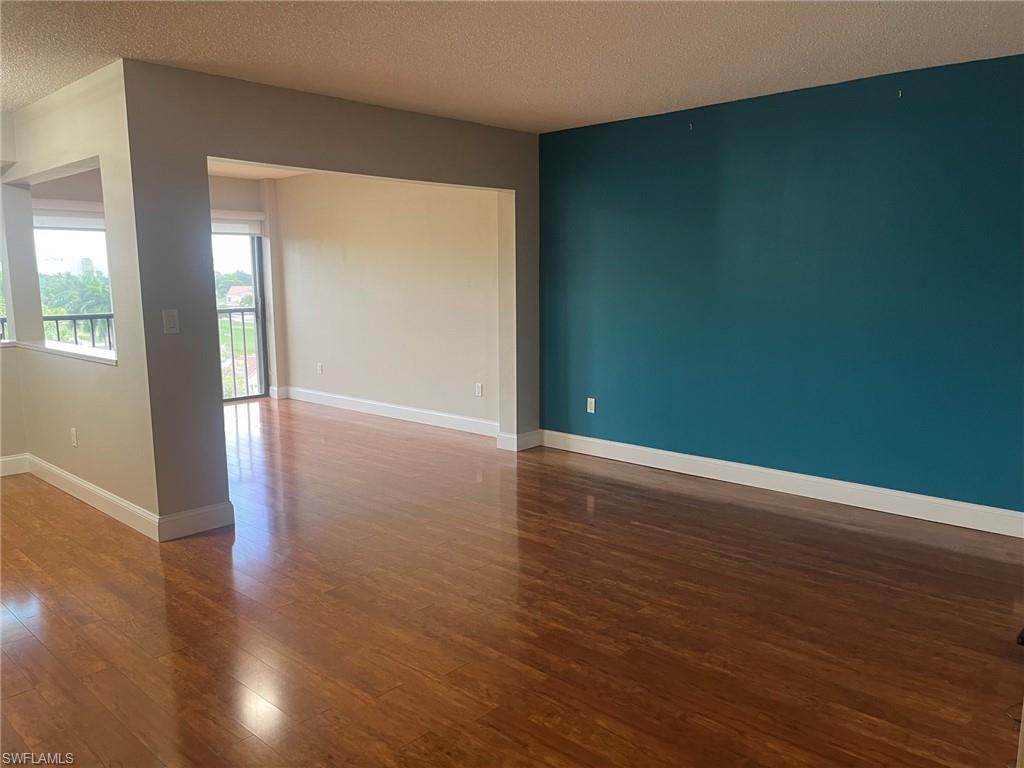SEVEN LAKES - Residential Lease