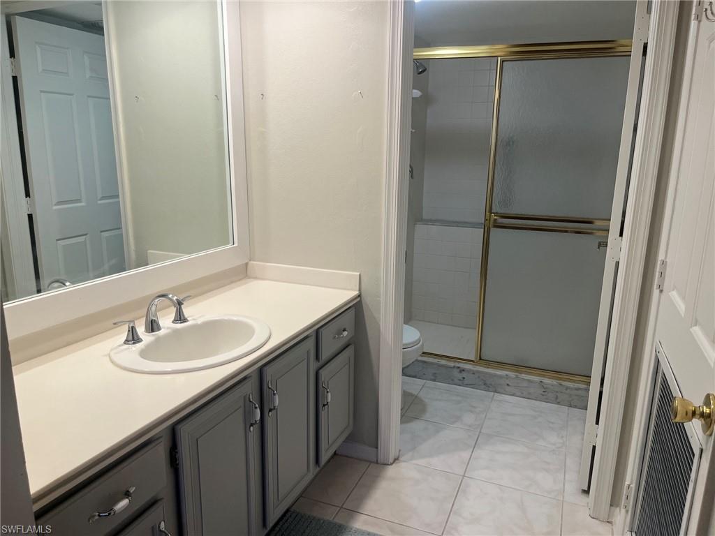 SEVEN LAKES - Residential Lease