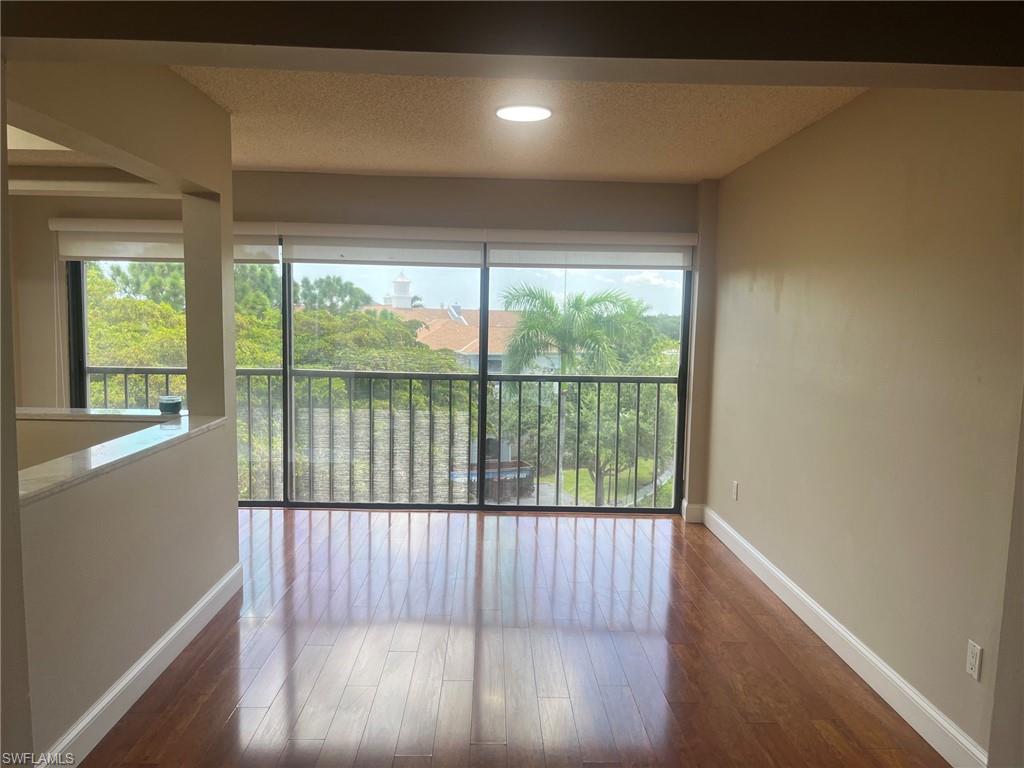 SEVEN LAKES - Residential Lease