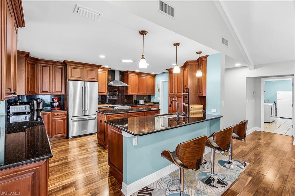 WHISKEY CREEK - Residential