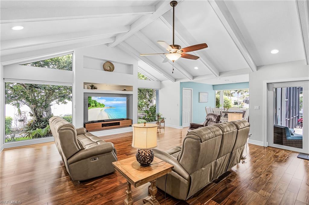 WHISKEY CREEK - Residential
