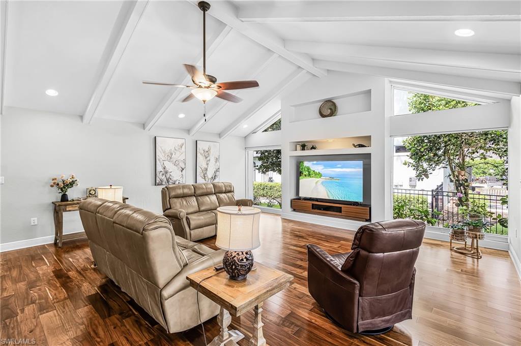 WHISKEY CREEK - Residential