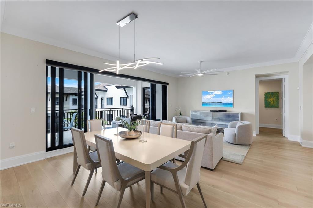 NAPLES SQUARE - Residential