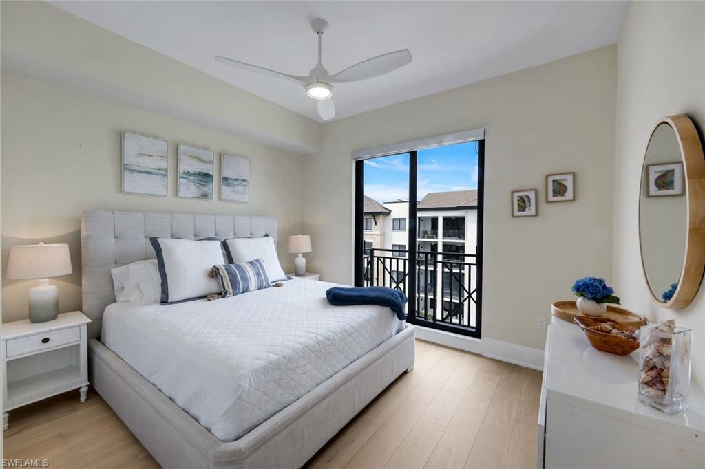 NAPLES SQUARE - Residential