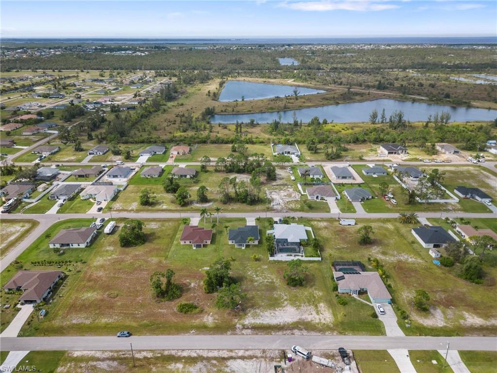 CAPE CORAL - Land