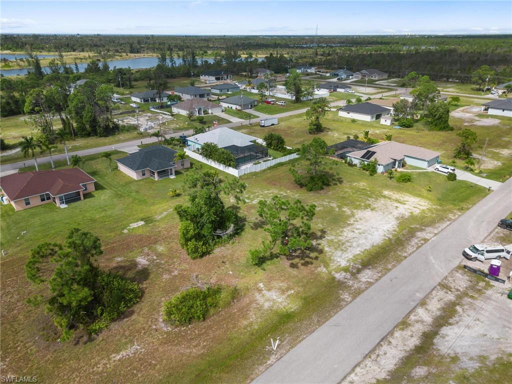 CAPE CORAL - Land