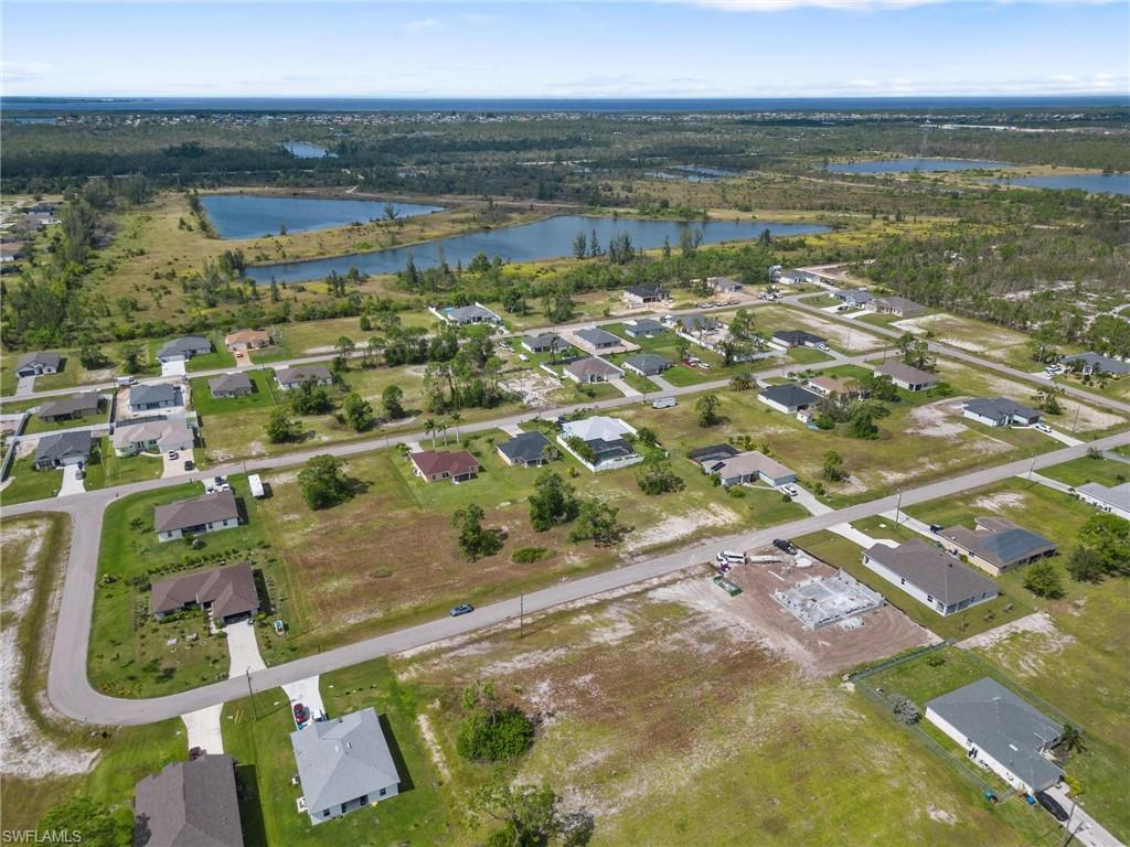 CAPE CORAL - Land