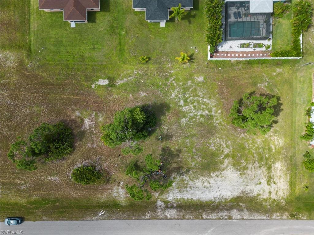 CAPE CORAL - Land