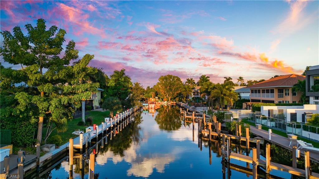 BOATHOUSE - Residential