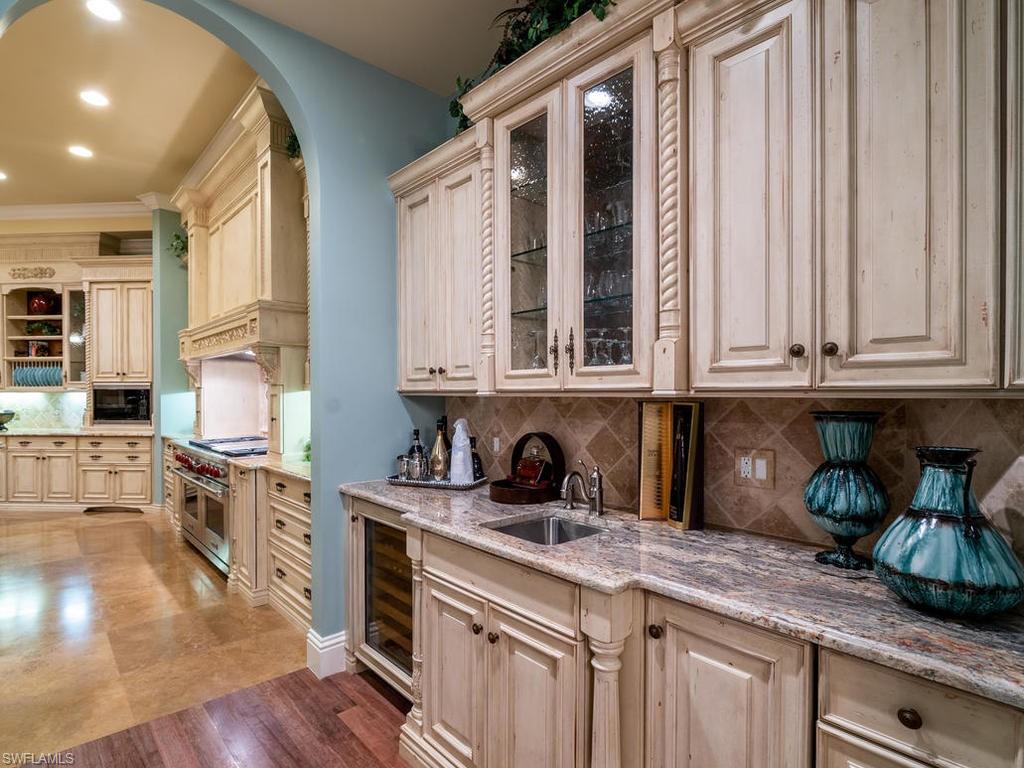 AQUALANE SHORES - Residential