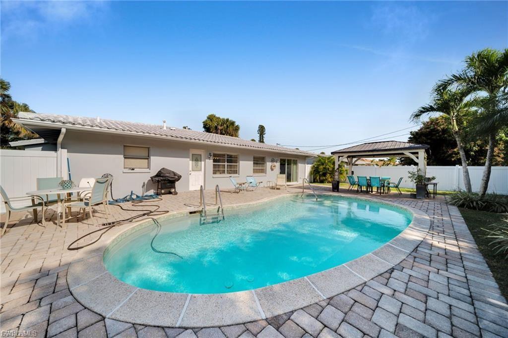 CAPE CORAL - Residential Lease