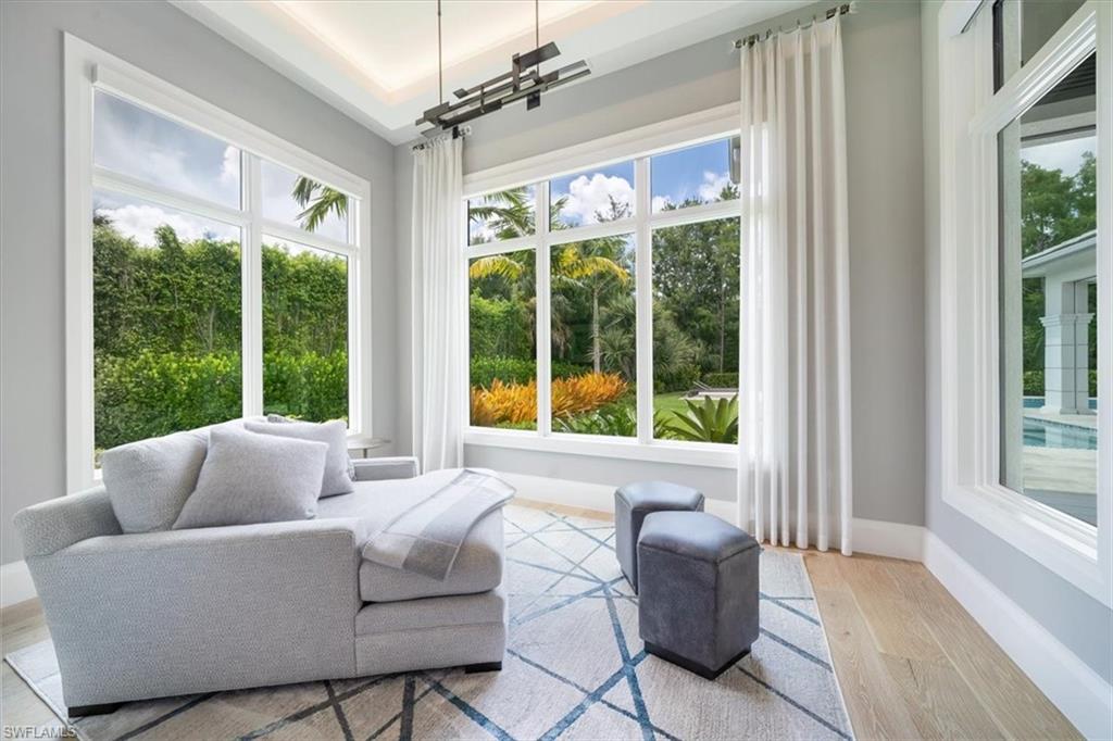 QUAIL WEST - Residential