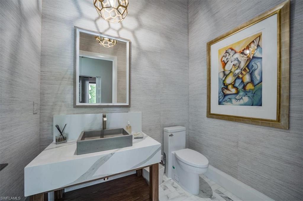 QUAIL WEST - Residential