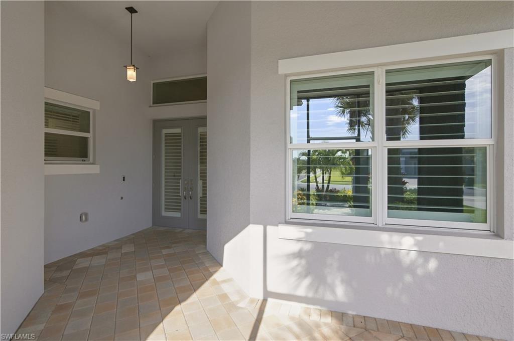 VALENCIA TRAILS - Residential