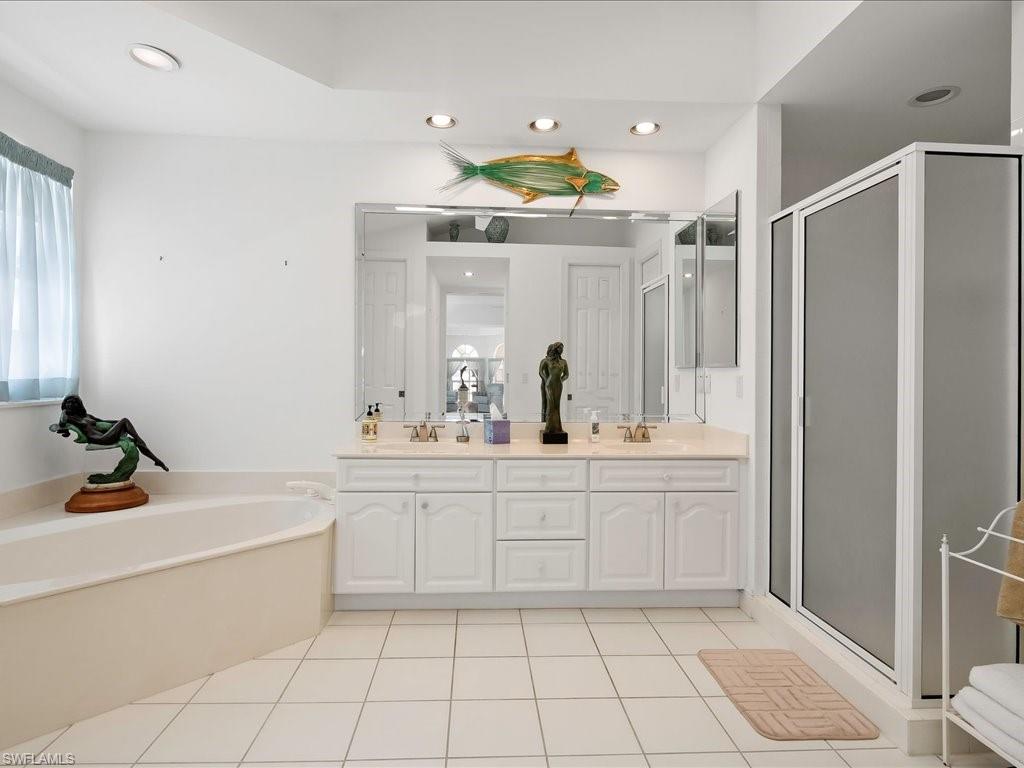 CAROLANDS - Residential