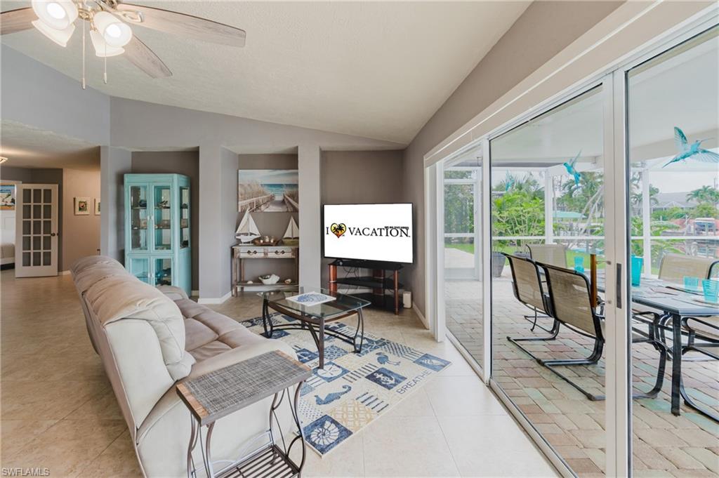 CAPE CORAL - Residential Lease