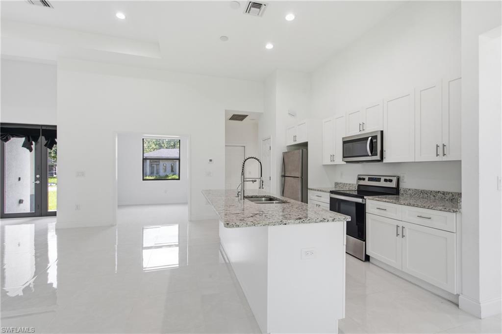 LEHIGH ESTATES - Residential