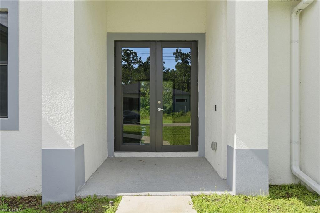 LEHIGH ESTATES - Residential