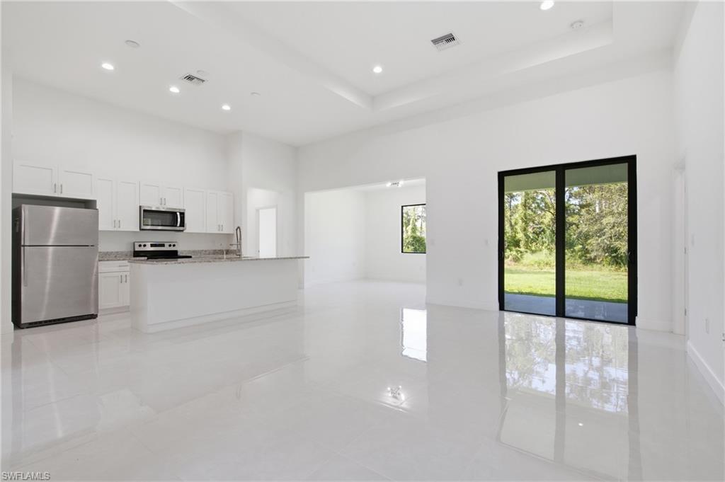 LEHIGH ESTATES - Residential