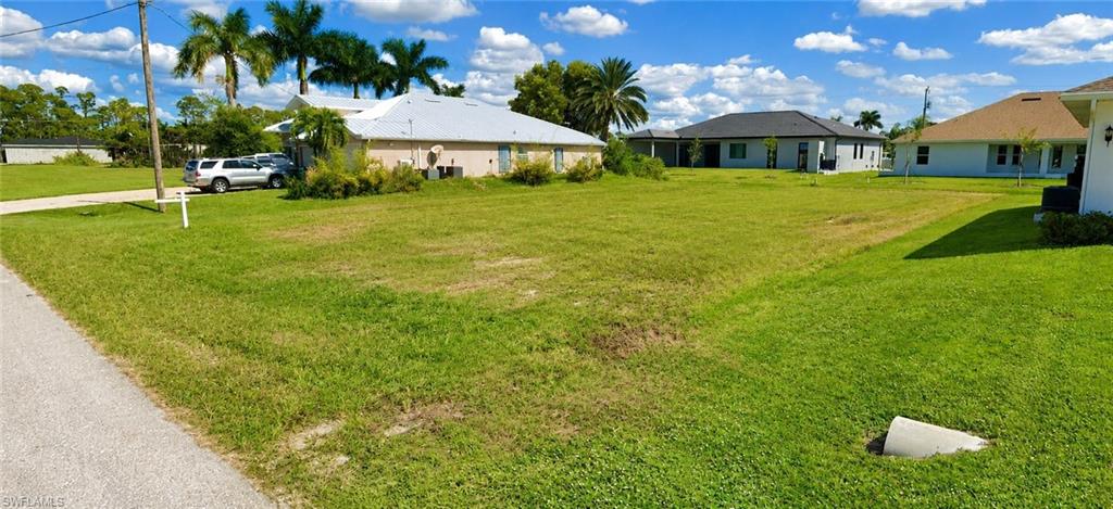 CAPE CORAL - Land