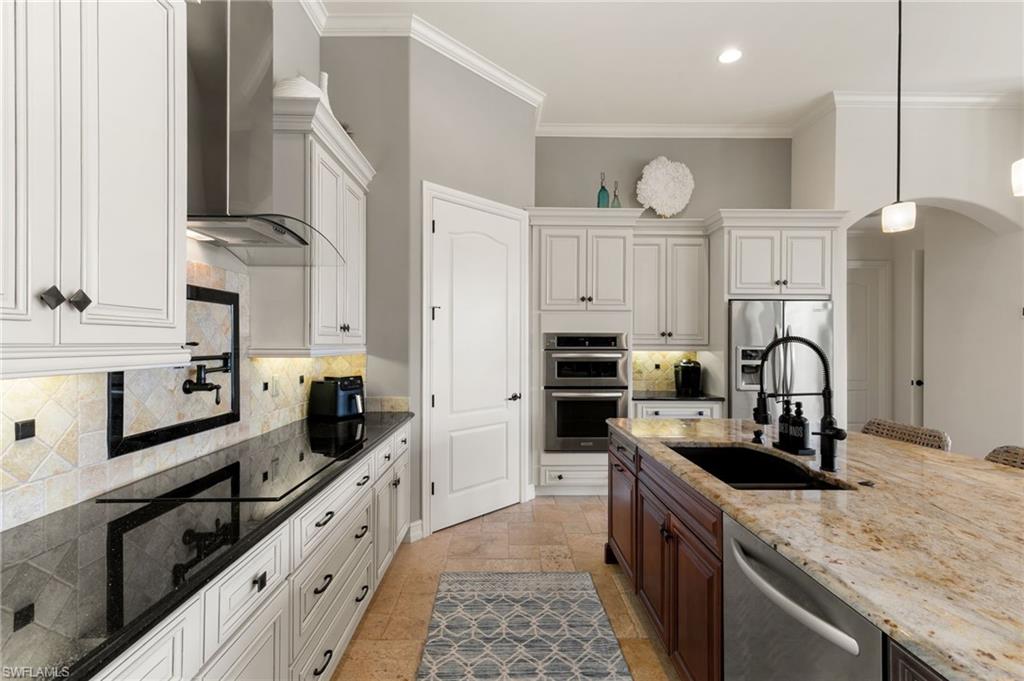 MARCO ISLAND - Residential