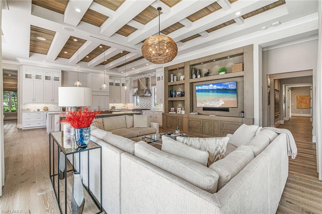 QUAIL WEST - Residential