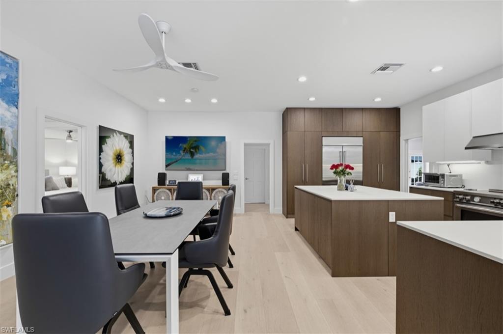 PARK SHORE - Residential