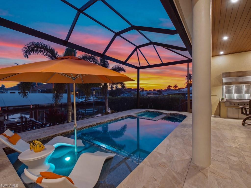 MARCO BEACH - Residential