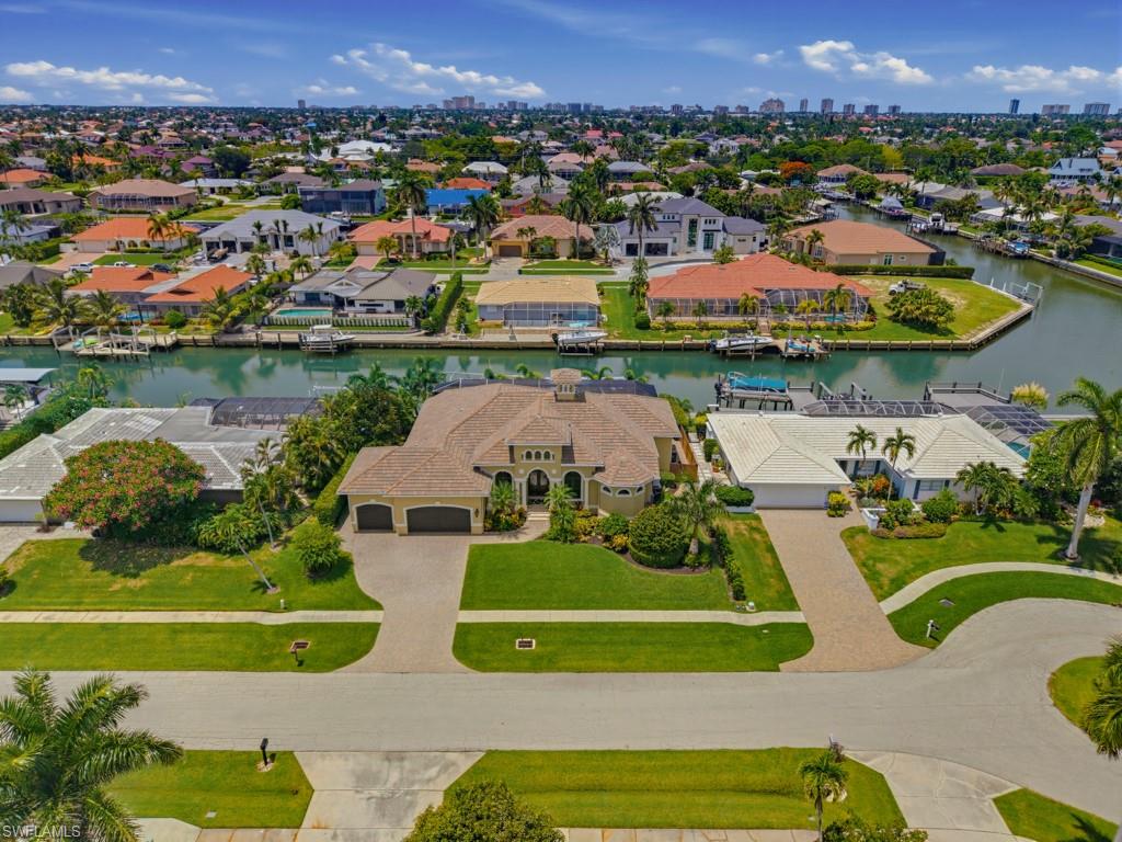 MARCO BEACH - Residential