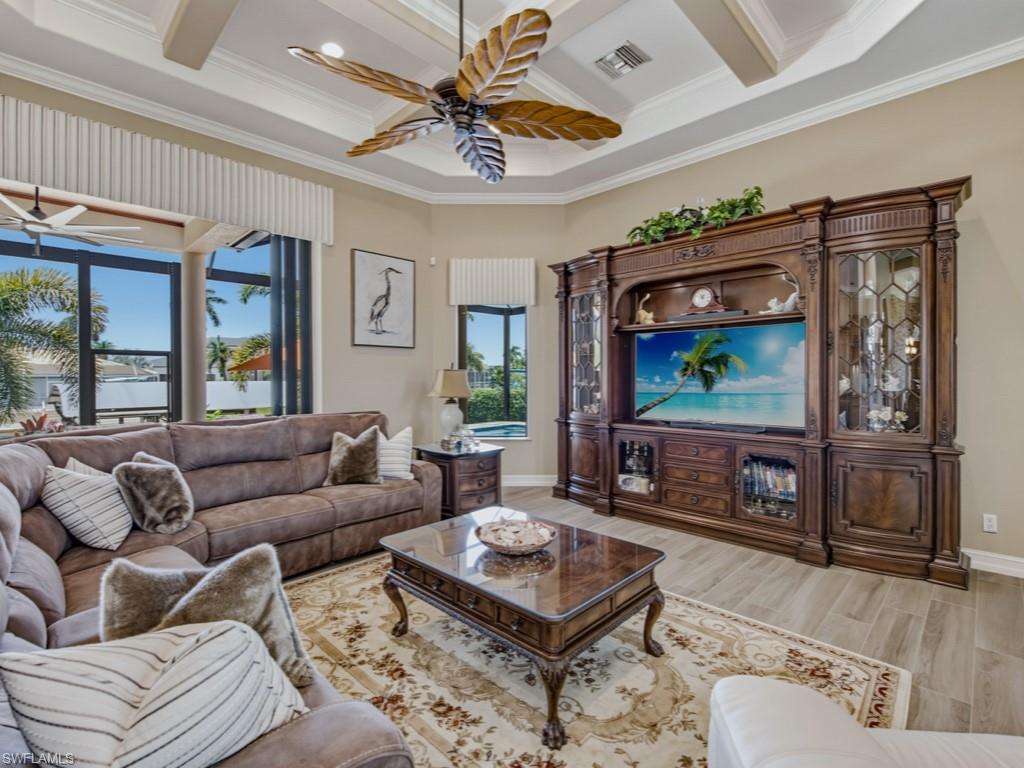 MARCO BEACH - Residential