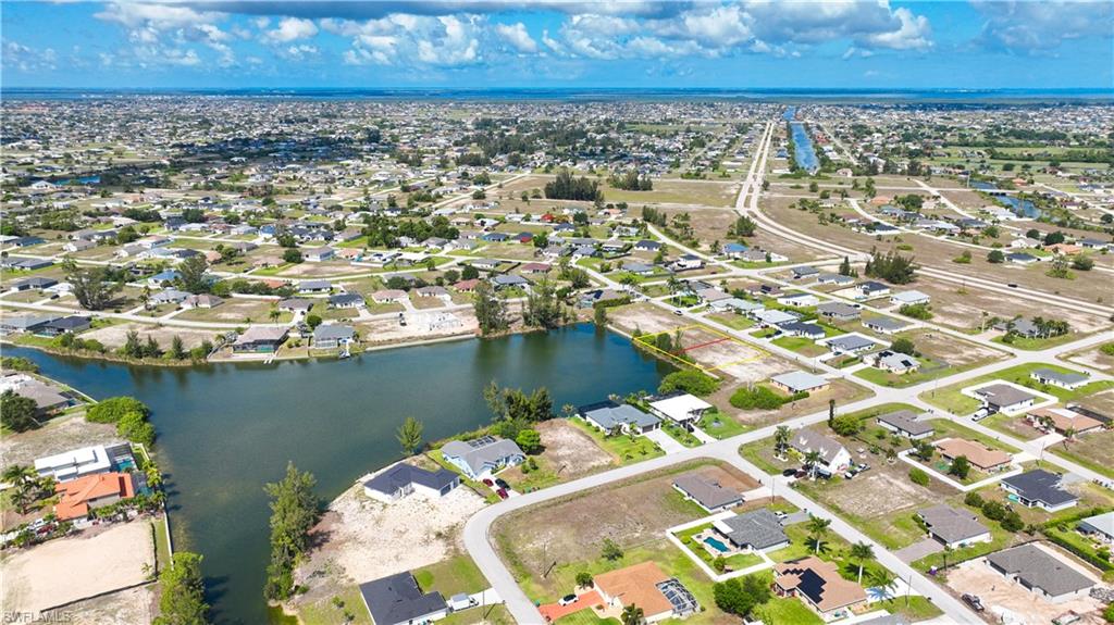 CAPE CORAL - Land
